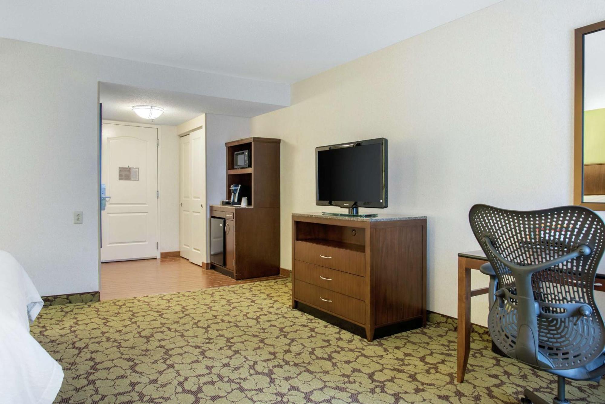 Hilton Garden Inn Portland Airport Exteriör bild