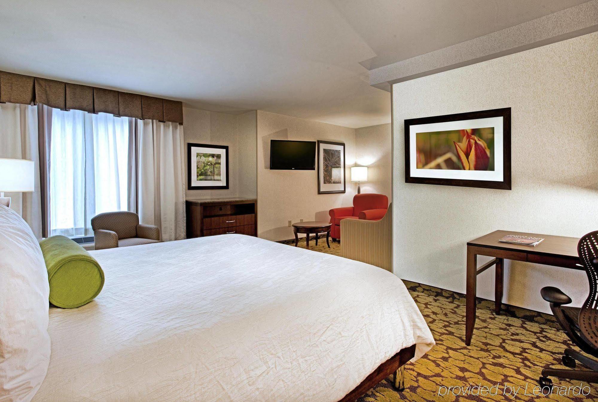 Hilton Garden Inn Portland Airport Exteriör bild